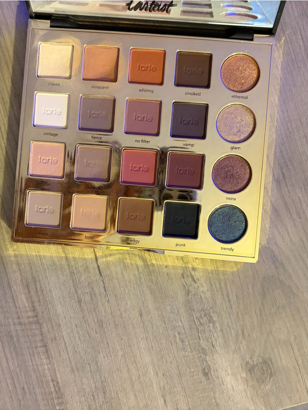 tarte Black and Gold Tarteist Pro Makeup Palette - Picture 2 of 2